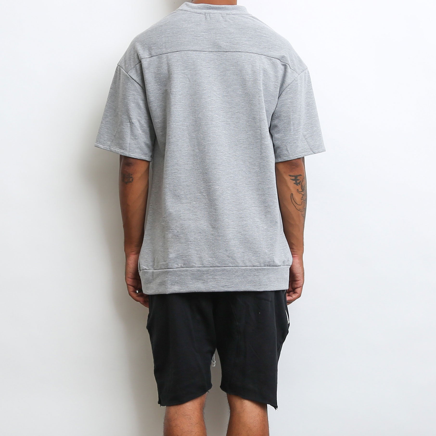 REVERSE FRENCH TERRY TEE- GREY-3